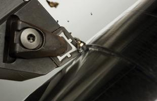 なぜカッティングツールにコーティングが必要でしょうか