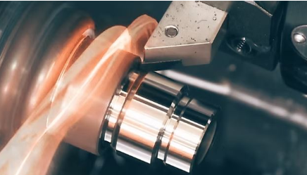 様々な材料の加工に適したPCDおよびCBN切削工具の選び方