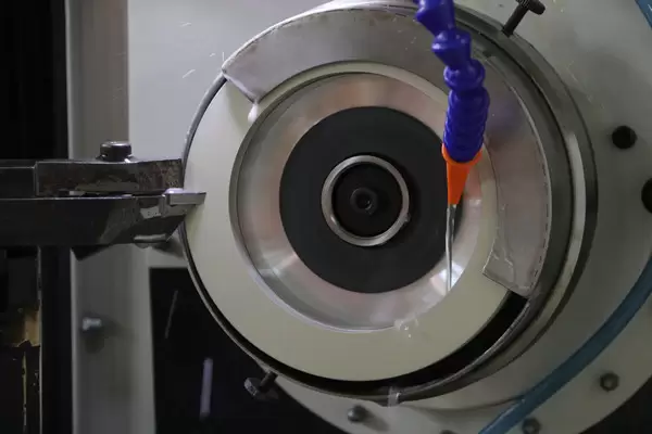 ビトリファイドボンドダイヤモンドホイール