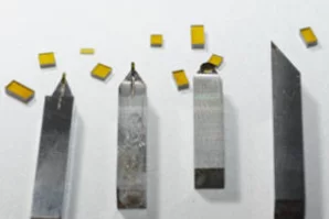 切削ツール
